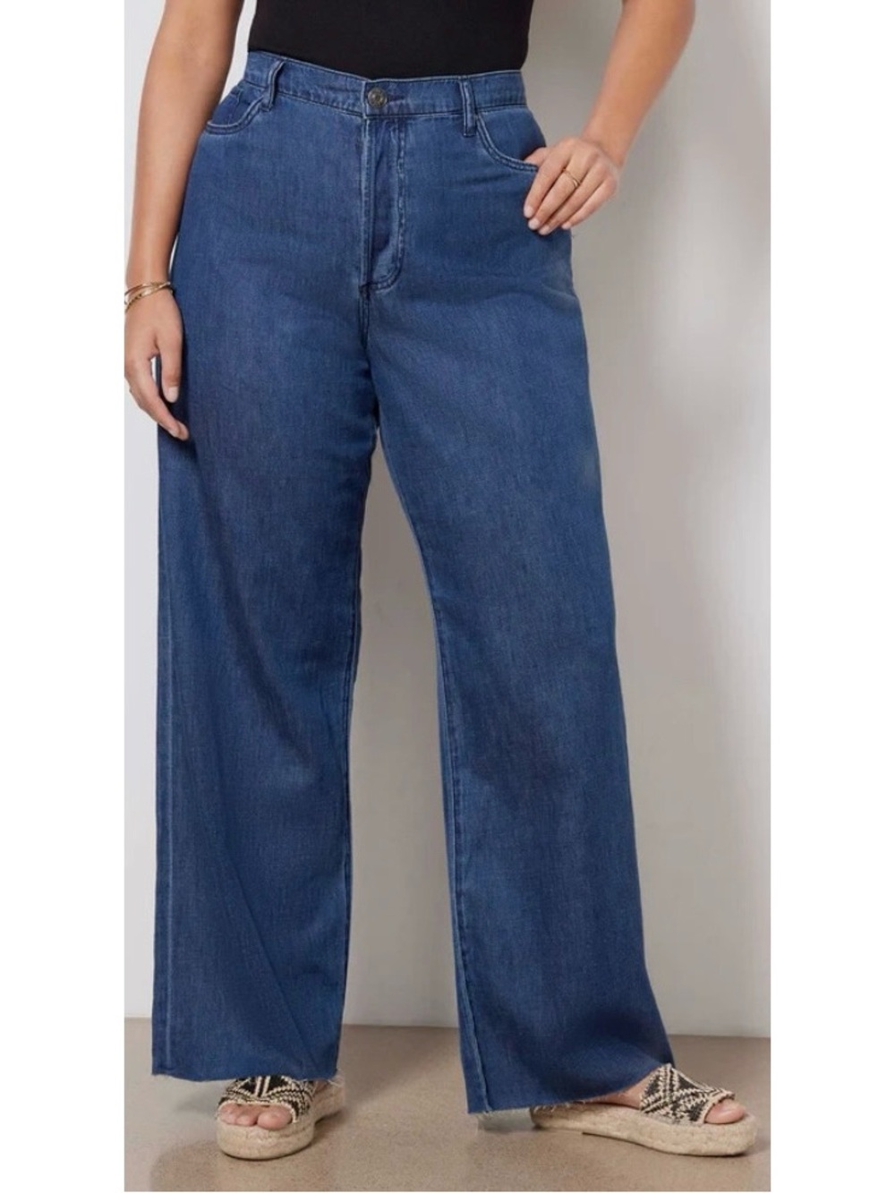 KUT Maggie Drape Wide Leg Jeans